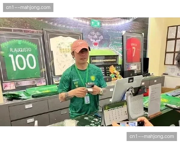 北京国安左后卫调整：乃比江租借河南，李磊独挑左路大梁