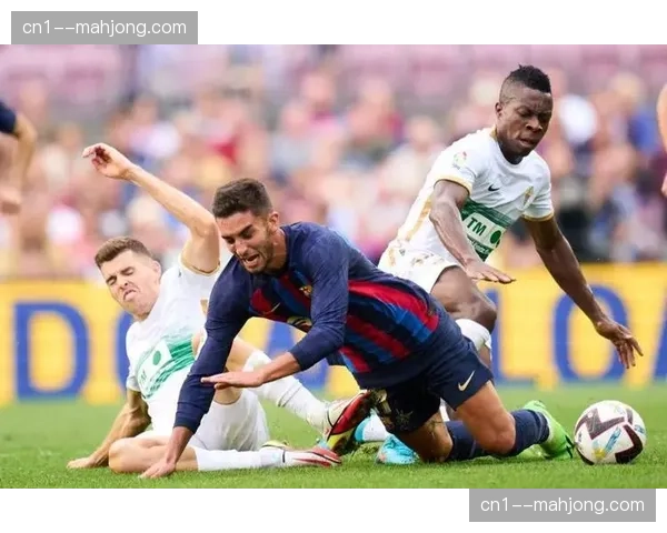 技术应用：欧冠测试新型传感器，用于追踪定位球进攻中球员跑位